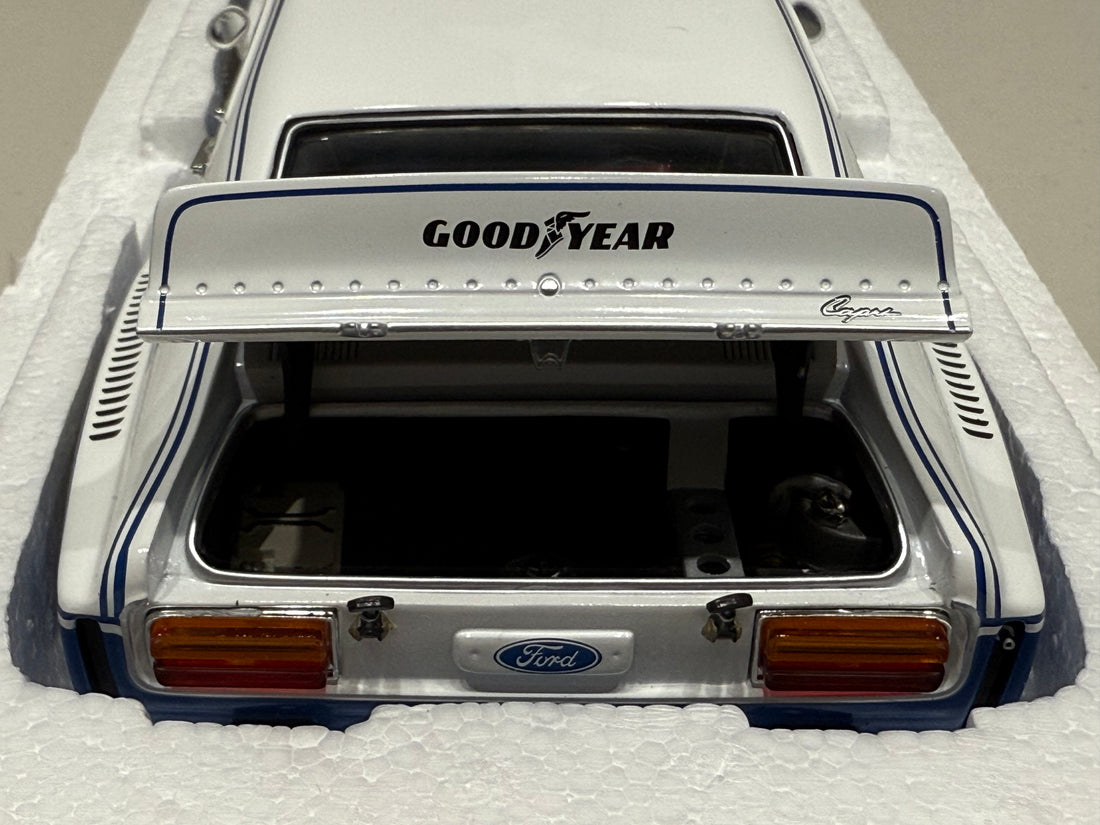 1975 ALLAN MOFFAT - FORD CAPRI RS 3100 - AUSTRALIAN SPORTS SEDAN - 1:18 SCALE DIECAST MODEL - AUTOart