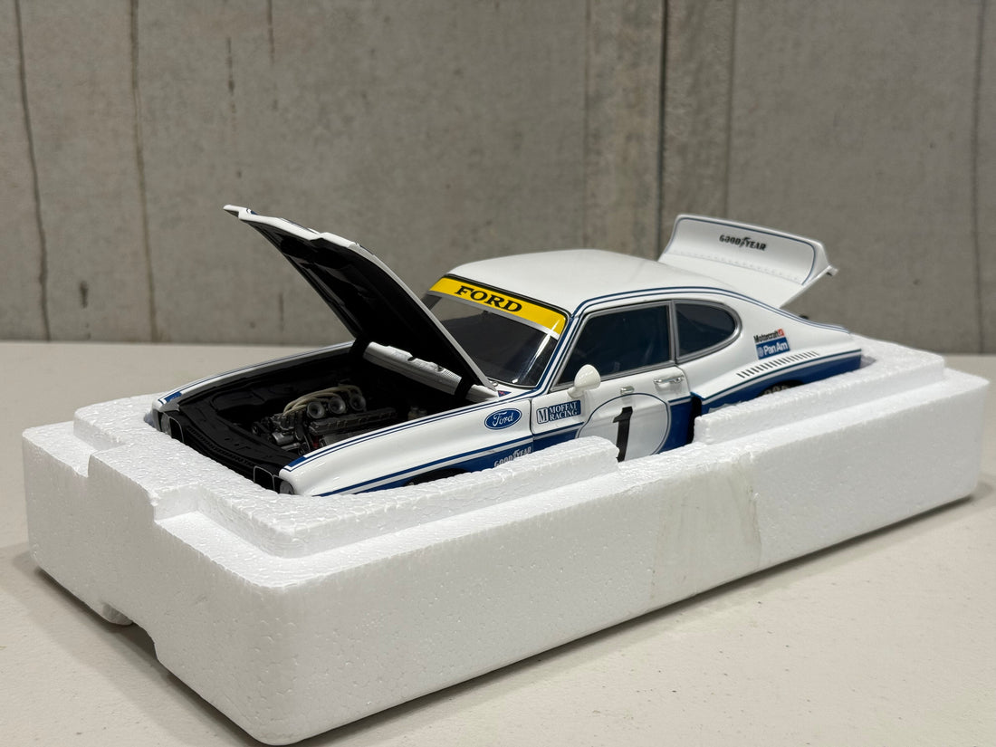 1975 ALLAN MOFFAT - FORD CAPRI RS 3100 - AUSTRALIAN SPORTS SEDAN - 1:18 SCALE DIECAST MODEL - AUTOart