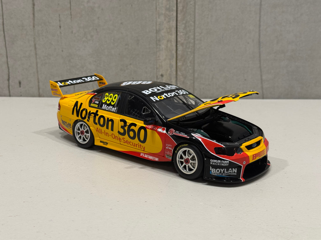 JAMES MOFFAT - NORTON 360 2009 FORD BF FALCON - 1:18 SCALE DIECAST MODEL - BIANTE