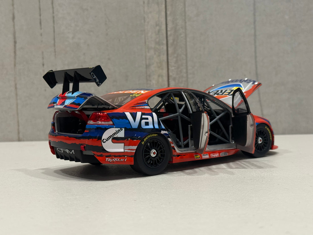 GRM HOLDEN VE COMMODORE- 3RD PLACE - 2009 SUPERCHEAP AUTO BATHURST 1000 - CARUSO/HOLDSWORTH - 1:18 SCALE DIECAST MODEL- BIANTE
