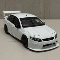 FORD FG FALCON LIMITED EDITION - WHITE WITH BONUS DECAL SET - 1:18 SCALE DIECAST MODEL - BIANTE