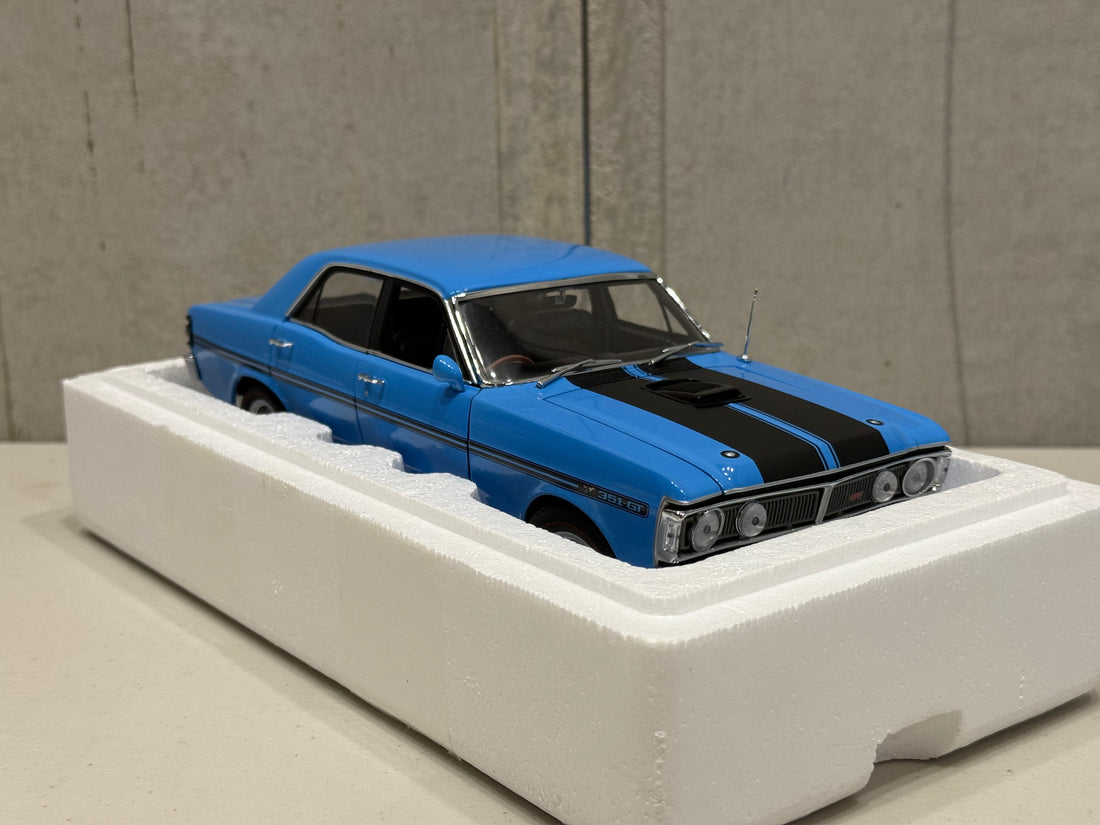 FORD FALCON XY GT - TRUE BLUE - 1:18 SCALE DIECAST MODEL - AUTOart