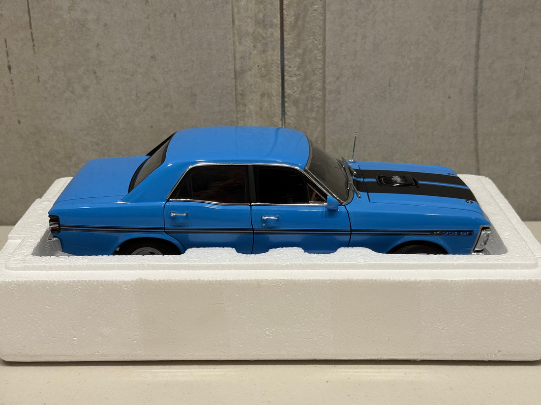 FORD FALCON XY GT - TRUE BLUE - 1:18 SCALE DIECAST MODEL - AUTOart