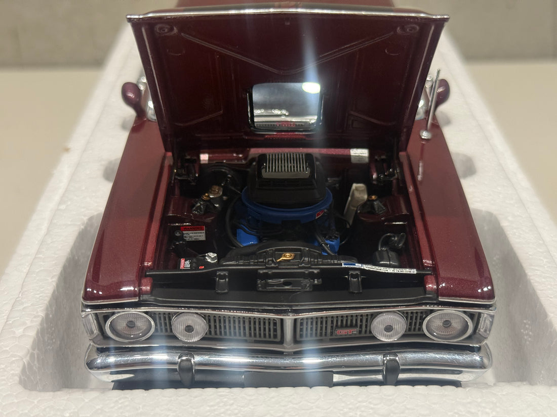 FORD XY FALCON GTHO PHASE III - VINTAGE BURGUNDY/GOLD SIDE STRIPES - 1:18 SCALE DIECAST MODEL - AUTOart