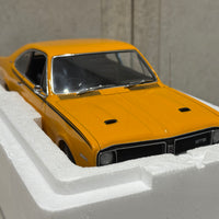 HG MONARO 70 GTS 350 - INDY ORANGE - W/CERTIFICATE - 1:18 SCALE DIECAST MODEL - AUTOart