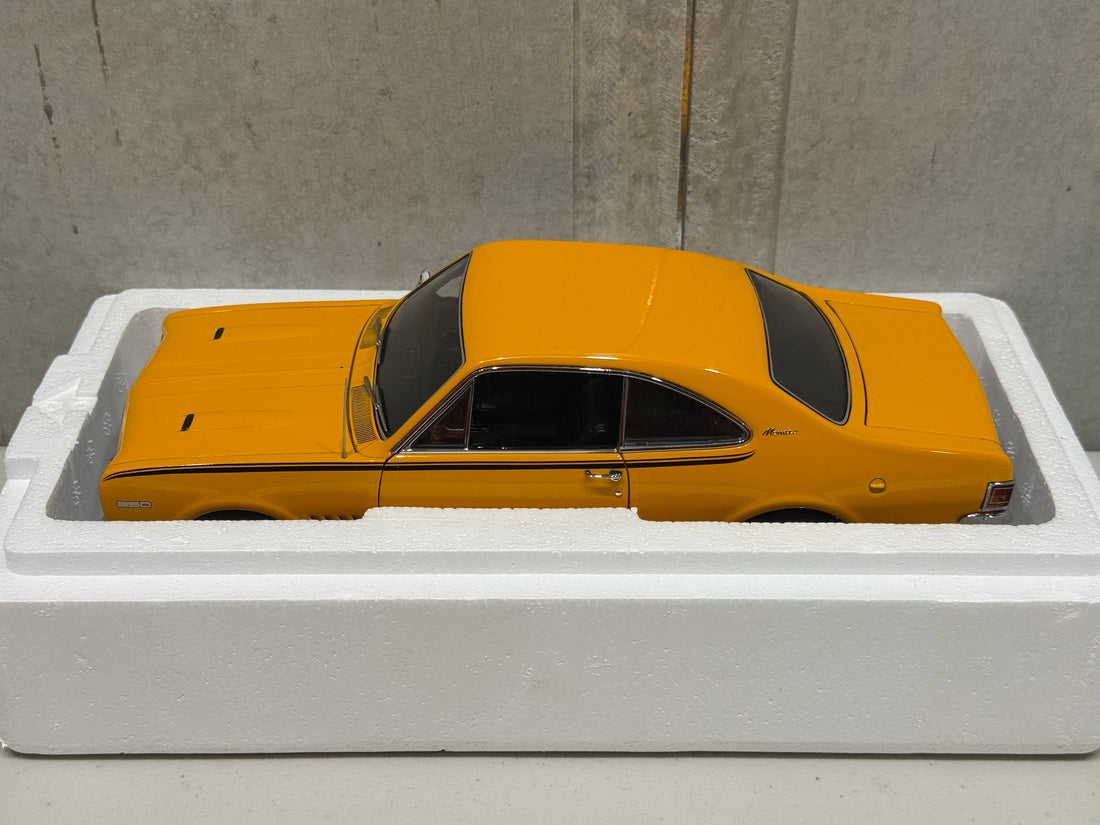 HG MONARO 70 GTS 350 - INDY ORANGE - W/CERTIFICATE - 1:18 SCALE DIECAST MODEL - AUTOart