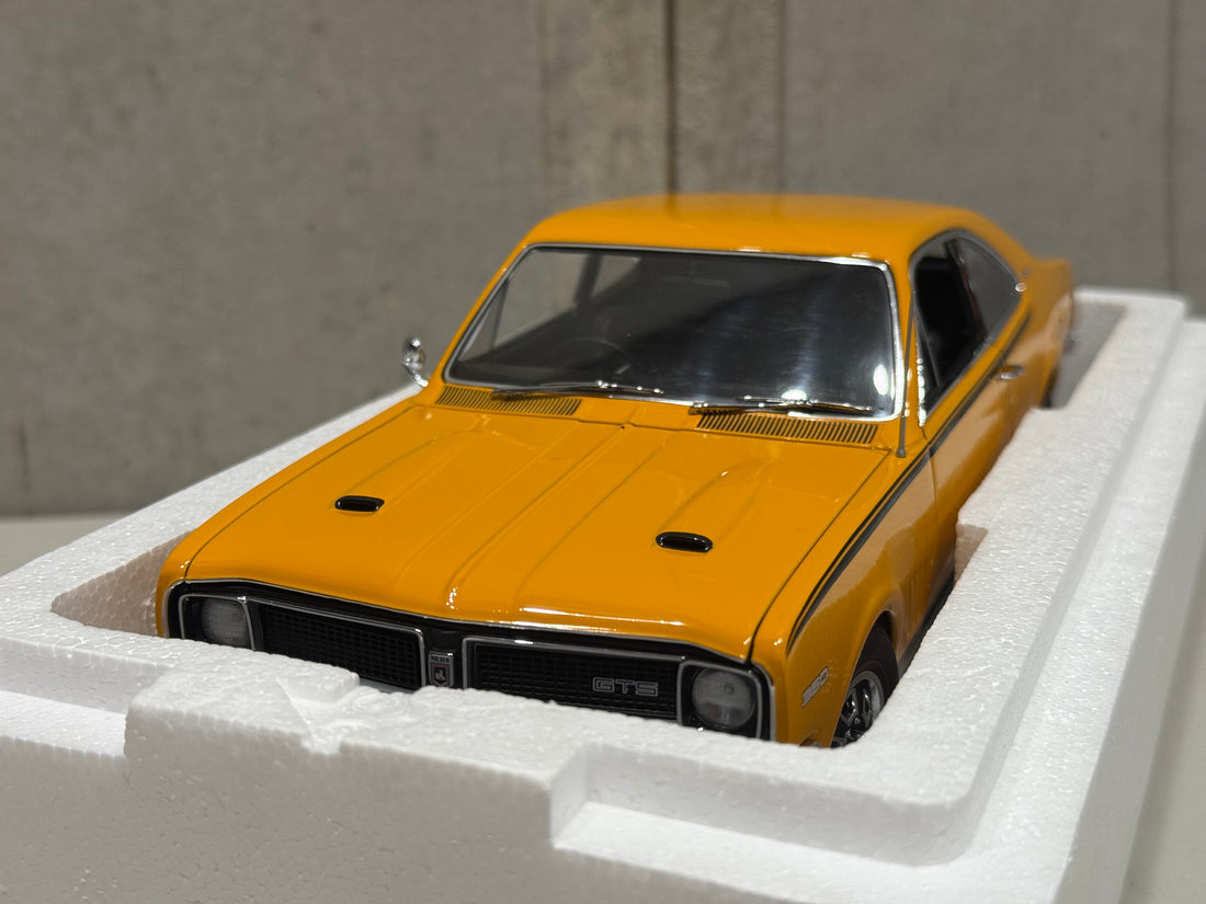 HG MONARO 70 GTS 350 - INDY ORANGE - W/CERTIFICATE - 1:18 SCALE DIECAST MODEL - AUTOart