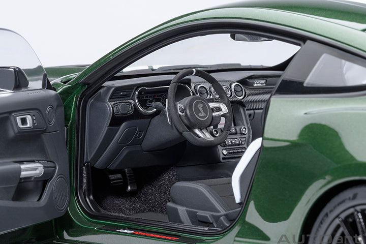FORD MUSTANG SHELBY GT500 (ERUPTION GREEN) - 1:18 SCALE MODEL - AUTOart