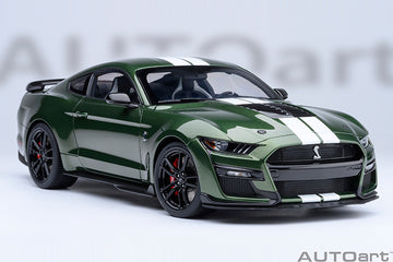 FORD MUSTANG SHELBY GT500 (ERUPTION GREEN) - 1:18 SCALE MODEL - AUTOart