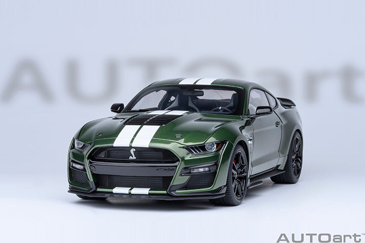 FORD MUSTANG SHELBY GT500 (ERUPTION GREEN) - 1:18 SCALE MODEL - AUTOart