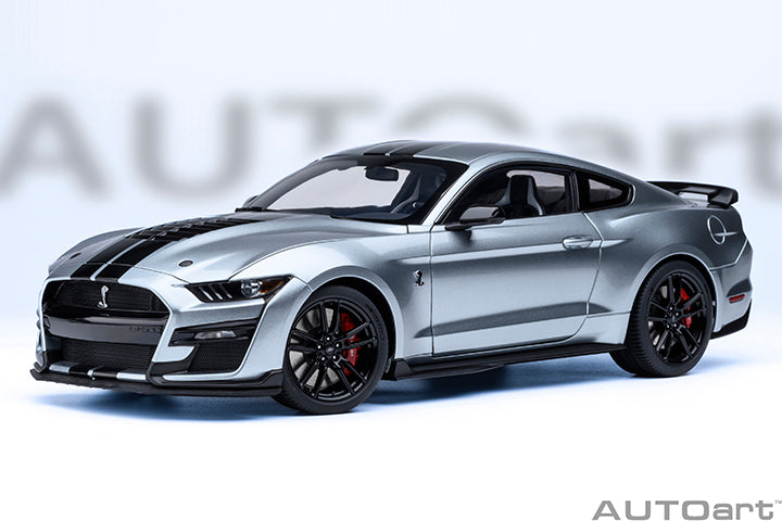FORD MUSTANG SHELBY GT500 (ICONIC SILVER) - 1:18 SCALE MODEL - AUTOart