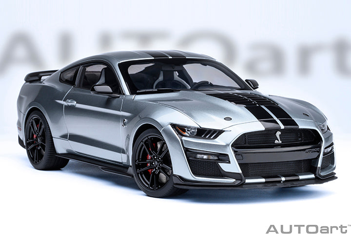 FORD MUSTANG SHELBY GT500 (ICONIC SILVER) - 1:18 SCALE MODEL - AUTOart