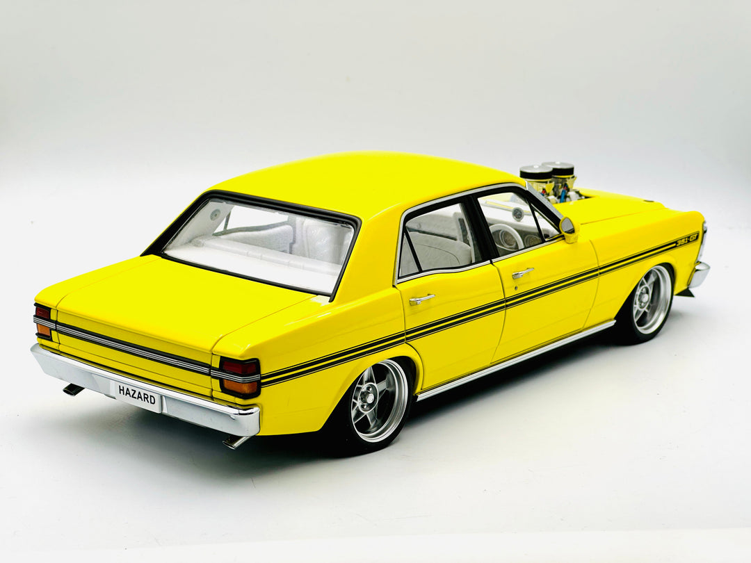 FORD XY FALCON STREET MACHINE “HAZRD” NEON YELLOW - 1:18 SCALE DIECAST MODEL - AUTOart