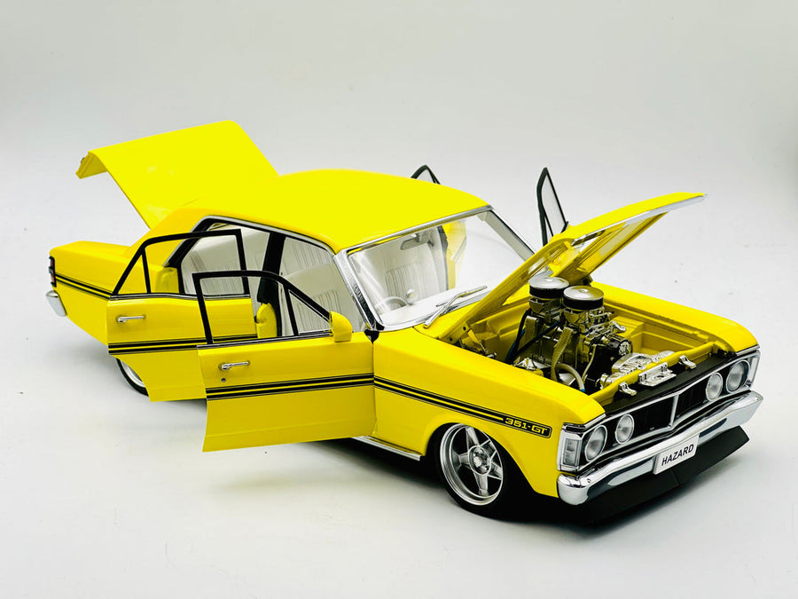 FORD XY FALCON STREET MACHINE “HAZRD” NEON YELLOW - 1:18 SCALE DIECAST MODEL - AUTOart