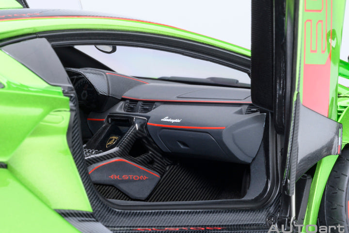 *PRE-ORDER* LAMBORGHINI SC18 ALSTON (VERDE SELVANS / RED ACCENTS) - 1:18 SCALE MODEL