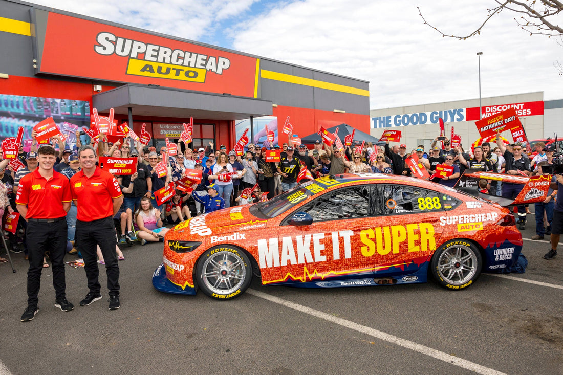888 Racing Engineering HOLDEN ZB COMMODORE - TRIPLE EIGHT RACE ENGINEERING - SUPERCHEAP AUTO