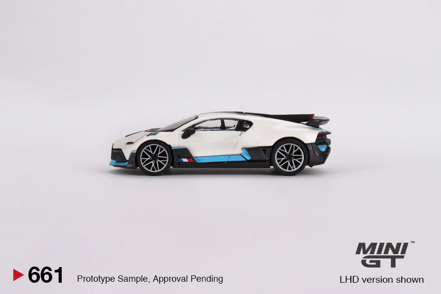 Bugatti Divo White - 1:64 Scale Diecast Model - Mini GT