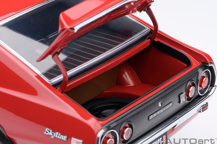 NISSAN SKYLINE 2000 GT-R (KPGC110) TUNED VERSION (RED) - 1:18 SCALE MODEL - AUTOart