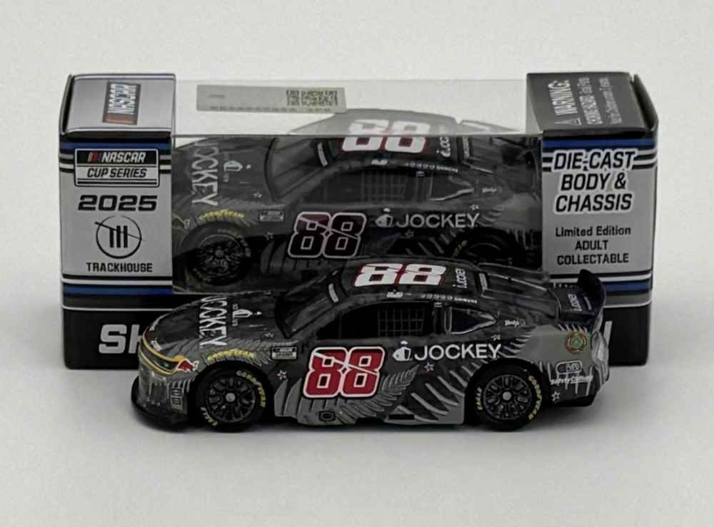 *PRE-OREDR* SHANE VAN GISBERGEN 2025 JOCKEY NEW ZEALAND 1:64 SCALE ARC DIECAST