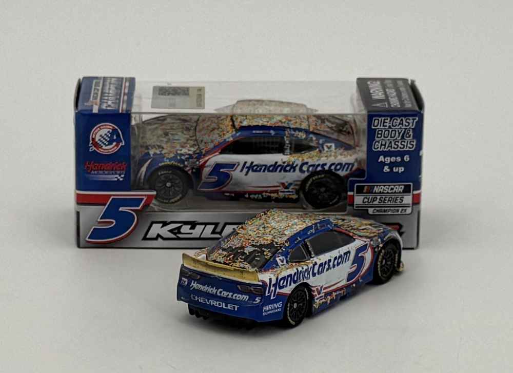 KYLE LARSON 2025 HENDRICKCARS.COM PHOENIX RACED VERSION 1:64 SCALE ARC DIECAST