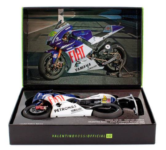 Yamaha YZR-M1 Team Fiat Yamaha Valentino Rossi World Champion MotoGP 2009 Diecast - 1:12 Scale - Minichamps