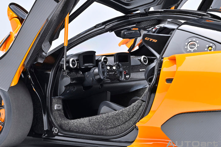 McLAREN SENNA GTR - ORANGE - 1:18 SCALE MODEL - AUTOart