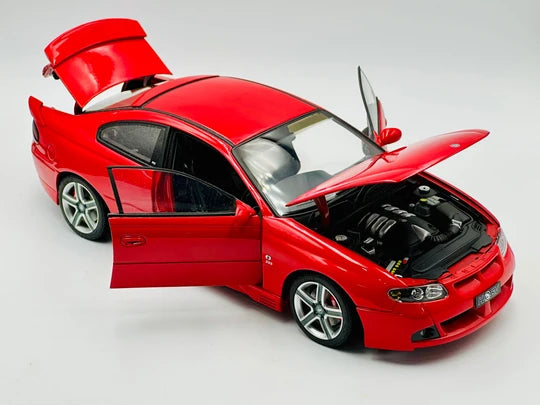 HSV GTO COUPE - STING RED - 1:18 SCALE DIECAST MODEL - AUTOart