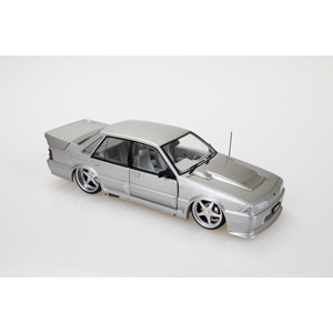 VL CUSTOM WALKINSHAW - SILVER - 1:24 SCALE DIECAST MODEL - DDA