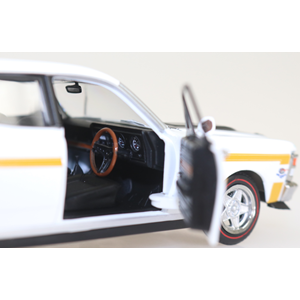 XW FORD GTHO PHASE II - WHITE - 1:43 SCALE DIECAST MODEL - DDA