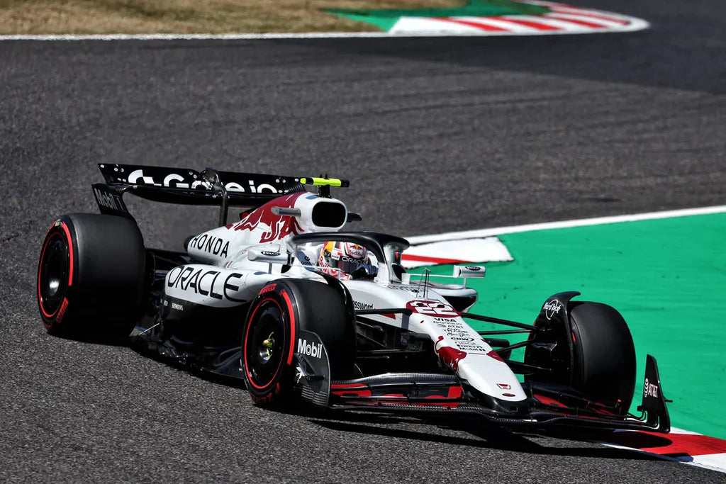 *PRE-ORDER* 2025 Yuki Tsunoda - Japanese GP - #22 Red Bull RB21 - 1:18 Resin Model -  Minichamps