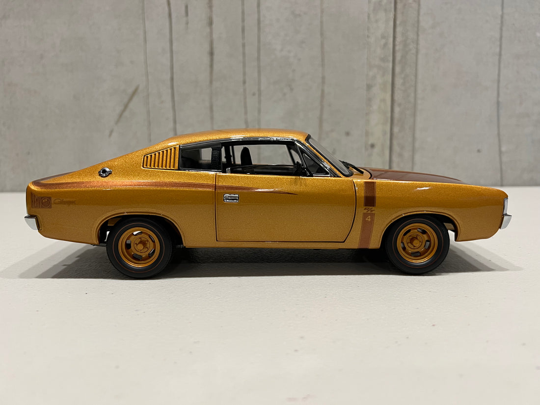 VALIANT CHARGER E49 50TH ANNIVERSARY GOLD LIVERY 1:18 DIECAST MODEL