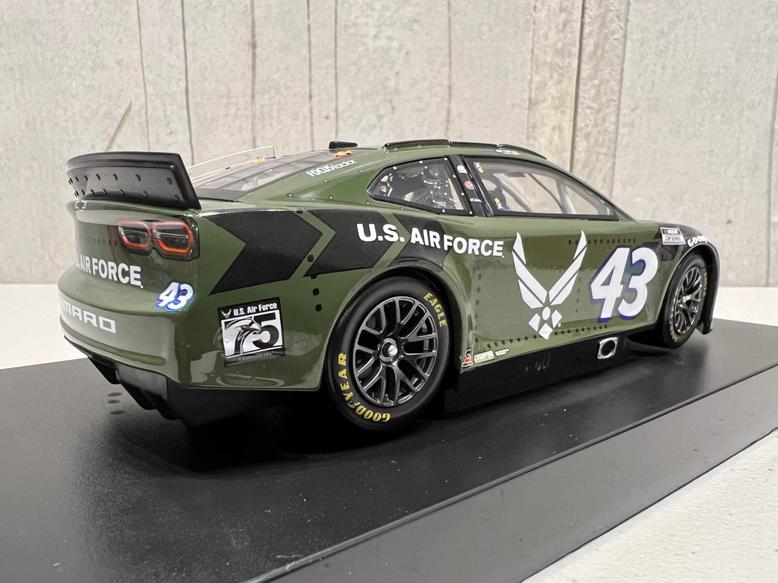 ERIK JONES 2022 U.S. AIR FORCE 1:24 ARC DIECAST