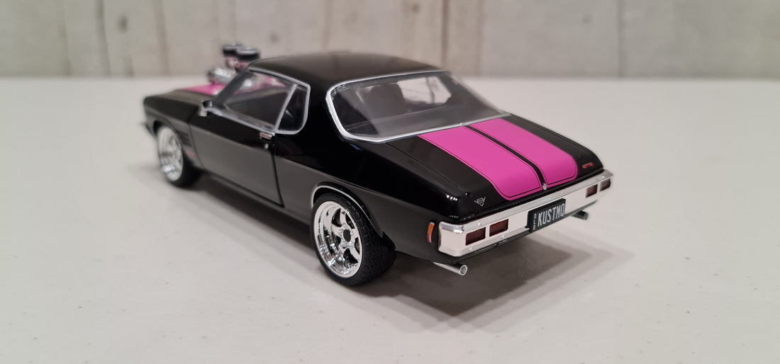 Blown 1973 HQ Holden Monaro Coupe 1:24 Scale Diecast - DDA