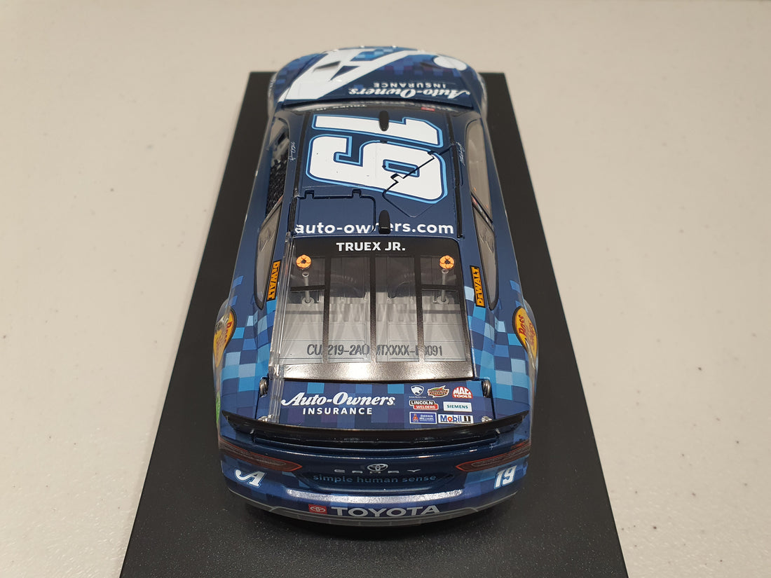 MARTIN TRUEX JR. 2022 AUTO-OWNERS INSURANCE 1:24 ELITE DIECAST MODEL