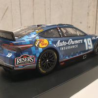 MARTIN TRUEX JR. 2022 AUTO-OWNERS INSURANCE 1:24 ELITE DIECAST MODEL