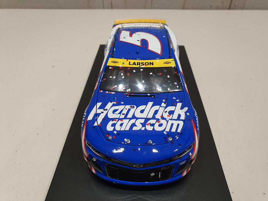 KYLE LARSON 2021 HENDRICKCARS.COM TEXAS RACED WIN 1:24 ELITE DIECAST