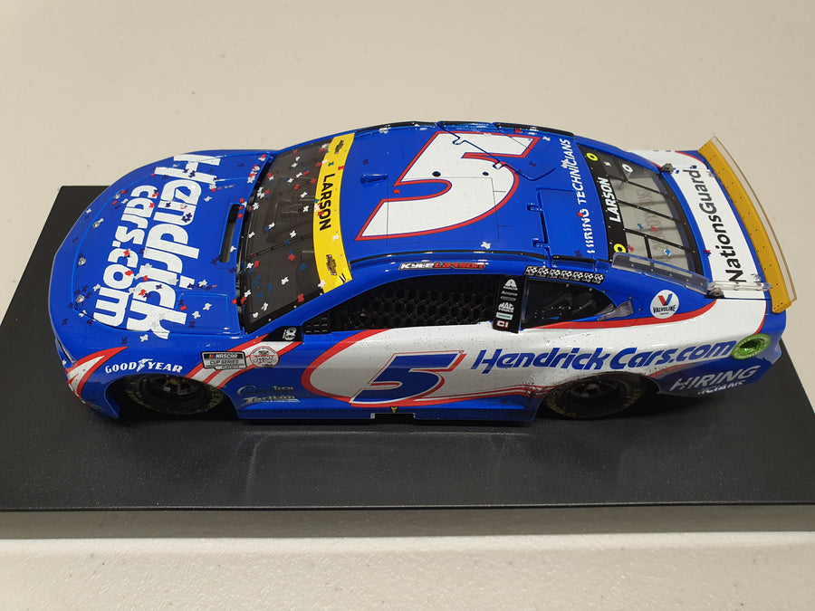 KYLE LARSON 2021 HENDRICKCARS.COM TEXAS RACED WIN 1:24 ELITE DIECAST