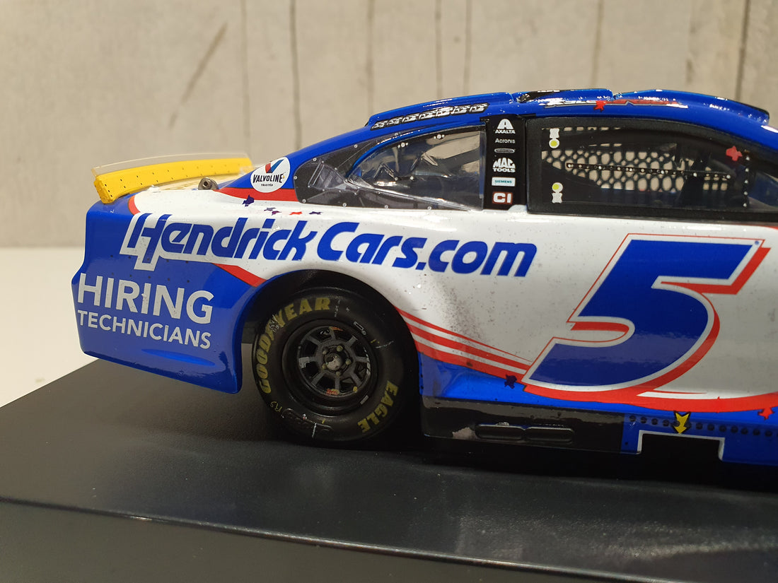 KYLE LARSON 2021 HENDRICKCARS.COM TEXAS RACED WIN 1:24 ELITE DIECAST