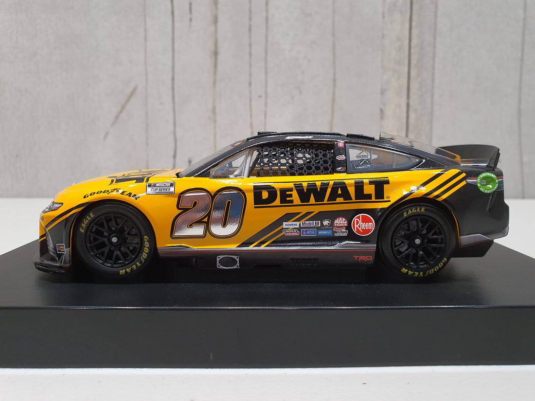 CHRISTOPHER BELL 2022 AUTOGRAPHED DEWALT 1:24 ARC DIECAST MODEL