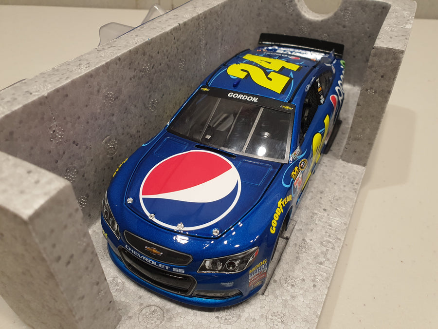 JEFF GORDON 2015 PEPSI 1:24 ELITE DIECAST MODEL