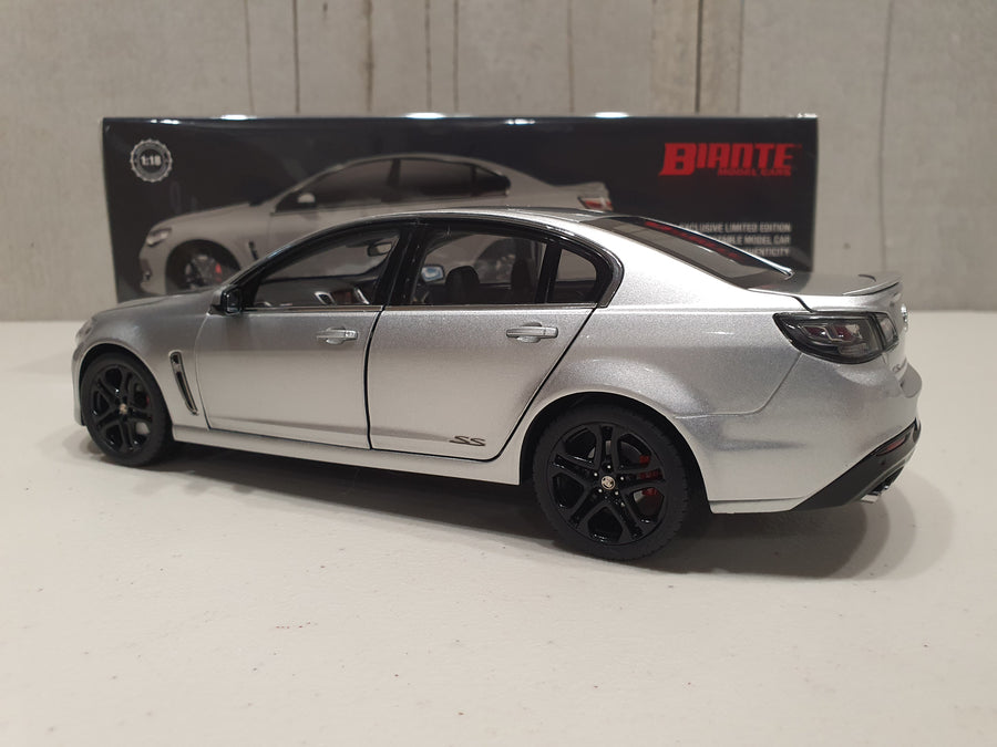 Holden VFII Commodore SSV Redline - Nitrate - 1:18 Diecast Model Car - Biante