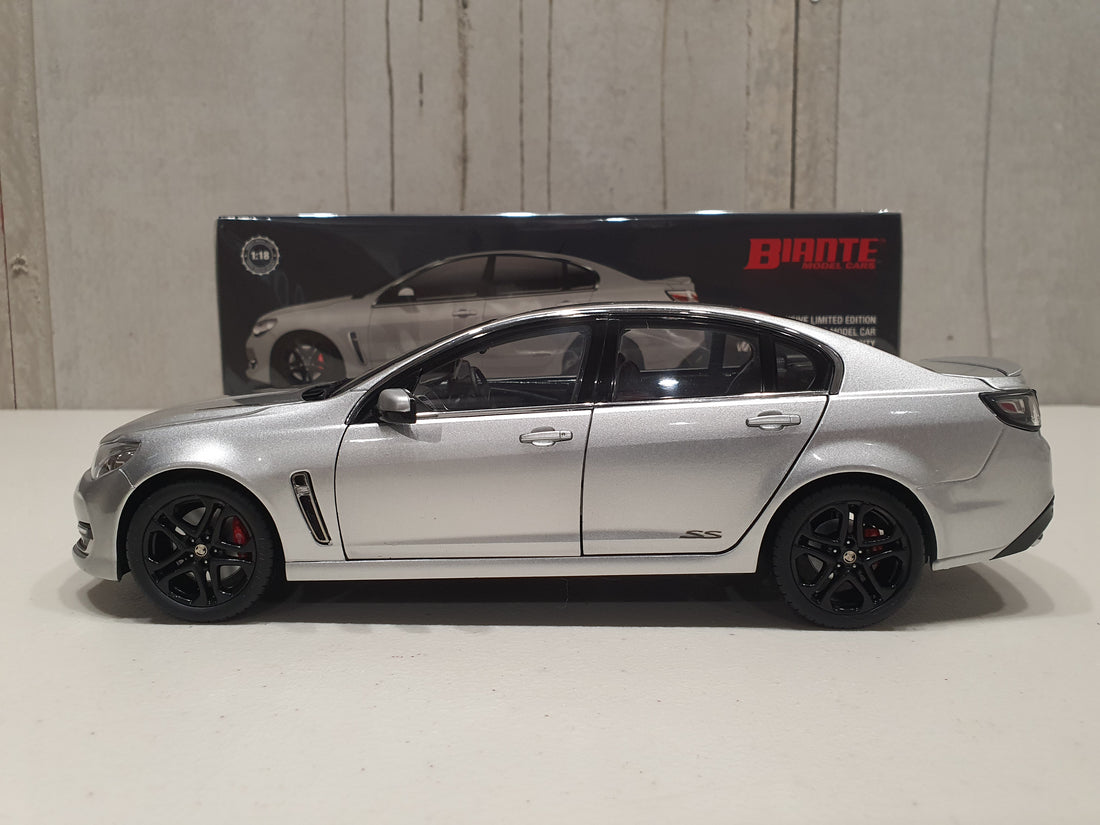 Holden VFII Commodore SSV Redline - Nitrate - 1:18 Diecast Model Car - Biante