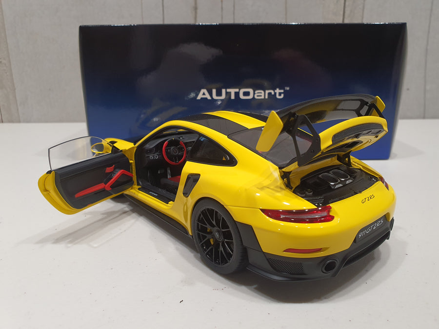 PORSCHE 911 (991.2) GT2 RS WEISSACH PACKAGE (RACING YELLOW)