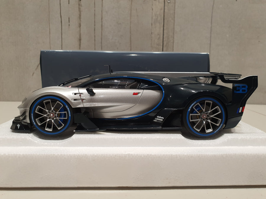 BUGATTI VISION GRAN TURISMO (SILVER/BLUE CARBON) 1:18 - AUTOART