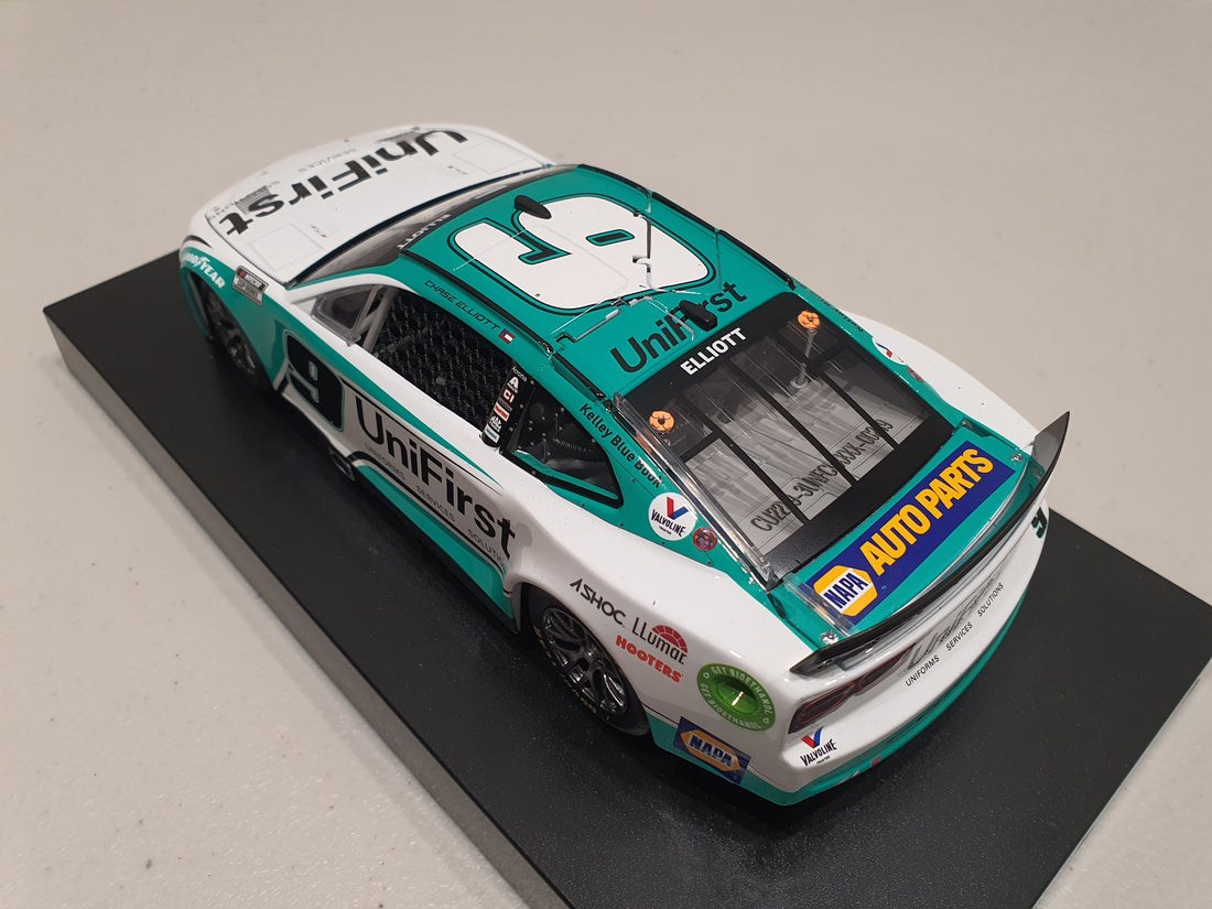 CHASE ELLIOTT 2022 UNIFIRST 1:24 ARC DIECAST