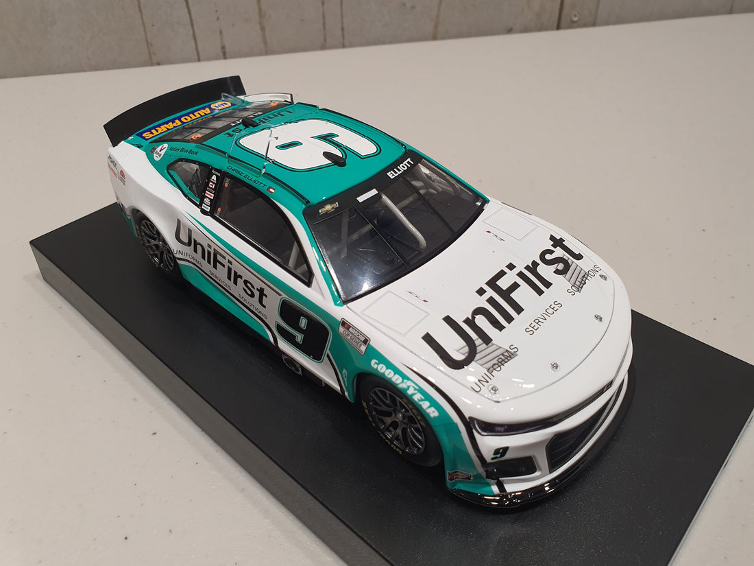 CHASE ELLIOTT 2022 UNIFIRST 1:24 ARC DIECAST