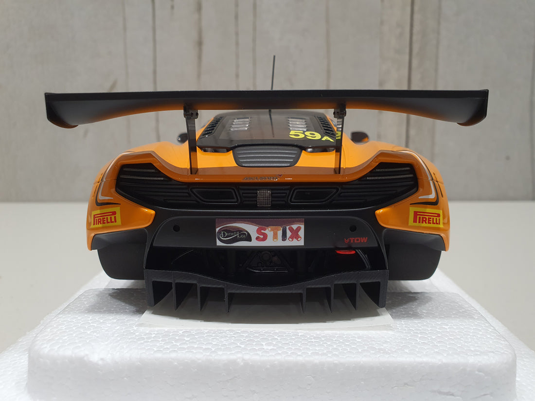 McLAREN 650S GT3 BATHURST 12 HOUR WINNER 2016 S.VAN GISBERGEN/A.PARENTE/J.WEBB 1:18 SCALE - AUTOART