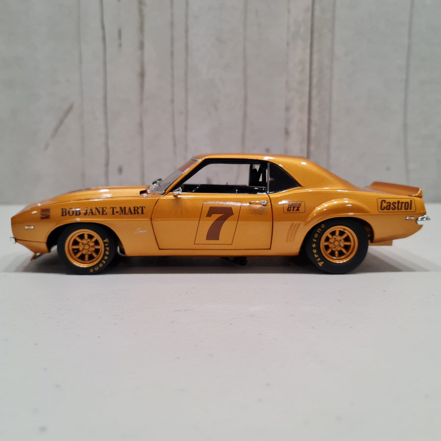 ZL-1 Camaro 1971 ATCC Winner 50th Anniversary GOLD livery - 1:18 Diecast Model