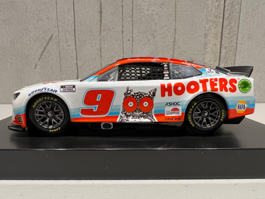 CHASE ELLIOTT 2022 HOOTERS 1:24 ARC DIECAST