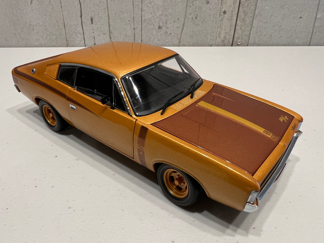 VALIANT CHARGER E49 50TH ANNIVERSARY GOLD LIVERY 1:18 DIECAST MODEL